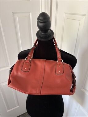 Relic Pebble Leather Hand Bag in Brick Orange